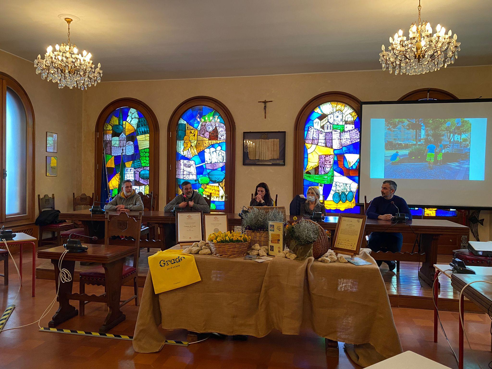 Immagine per Grado comune fiorito, la visita del camper di Asproflor